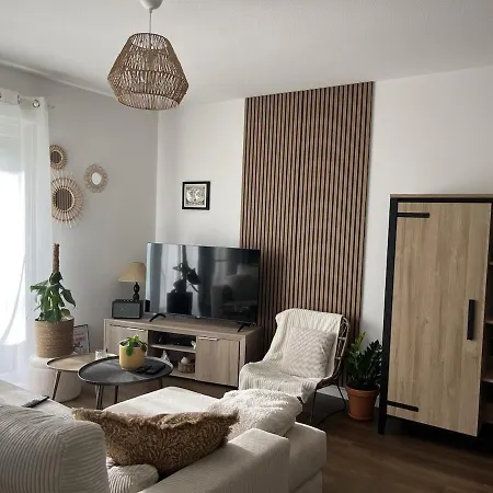 Cosy, Lumineux & Balcon A Bordeaux